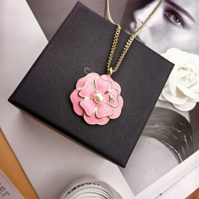 Ch**el necklaces